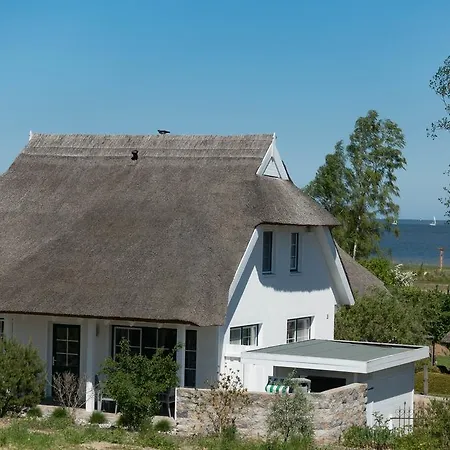 Reetdachhaus Strandecke Freest Exterior photo