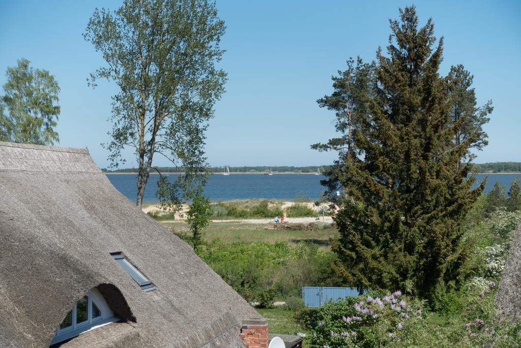 Holiday home Reetdachhaus Strandecke Freest