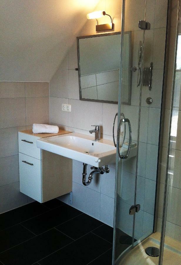 Holiday home Reetdachhaus Strandecke